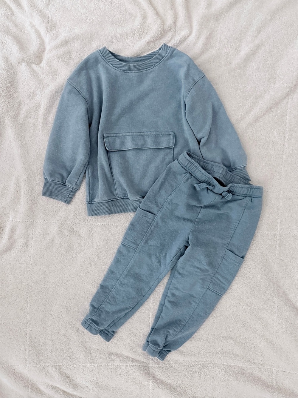 Cat & Jack Dusty Blue Kids Sweatshirt and Jogger Set